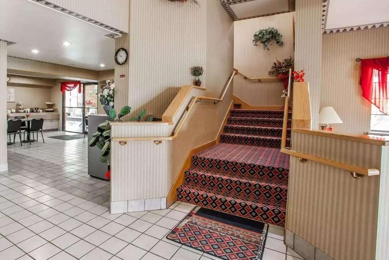 Baymont Inn & Suites By Wyndham Mukwonago Εξωτερικό φωτογραφία
