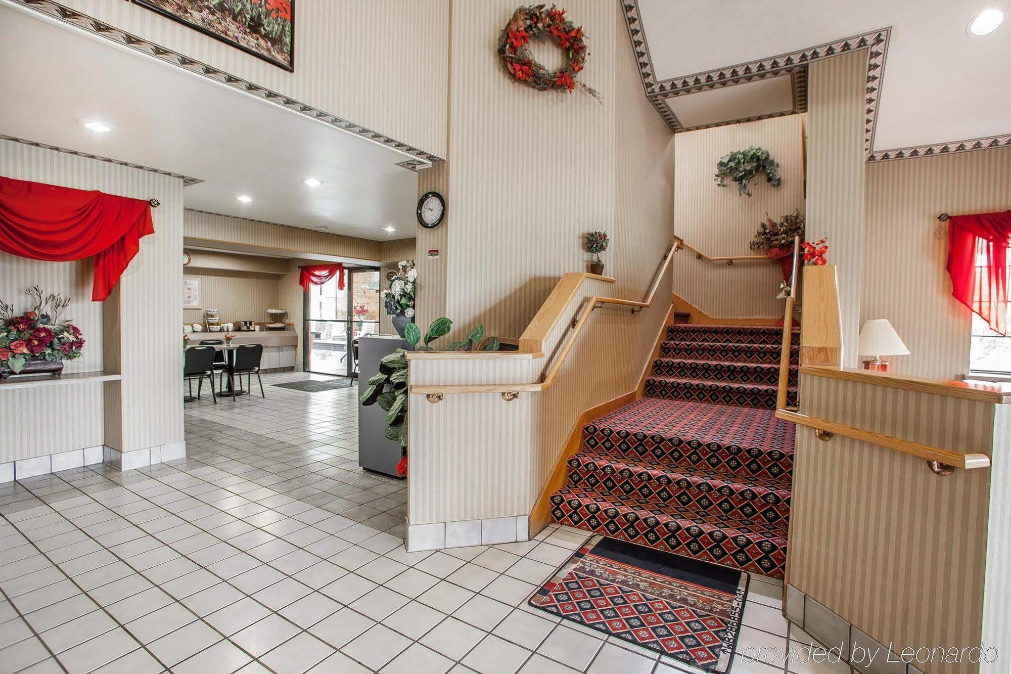 Baymont Inn & Suites By Wyndham Mukwonago Εξωτερικό φωτογραφία